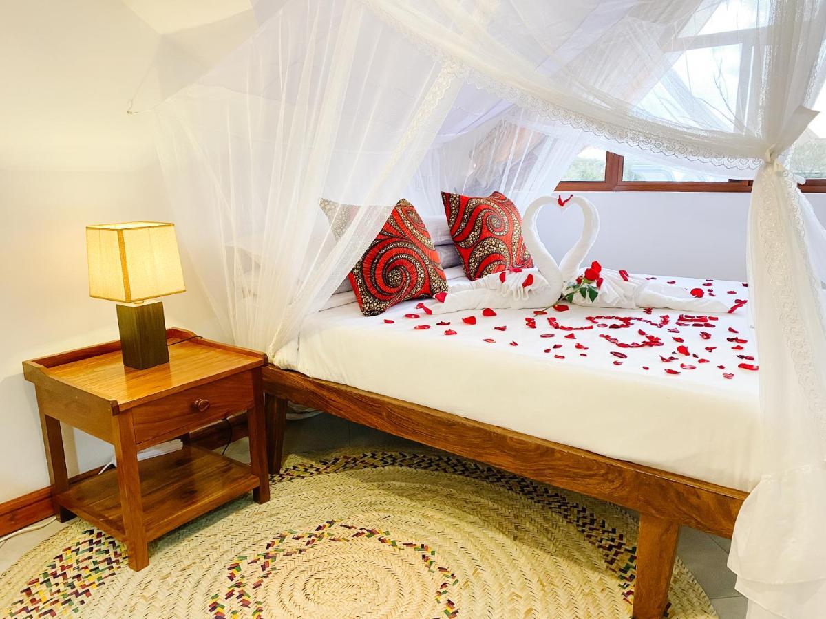 Heart Of Africa Lodge Аруша Экстерьер фото