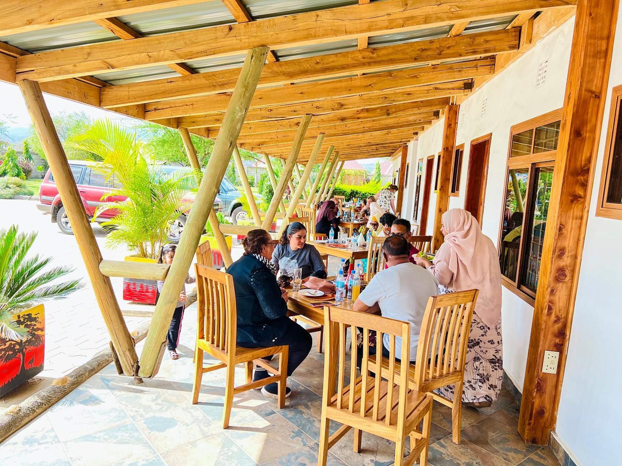 Heart Of Africa Lodge Аруша Экстерьер фото